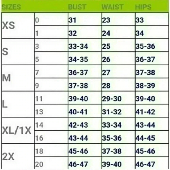 🥂 POL Crushed Velvet Tee - Picture 3 of 3